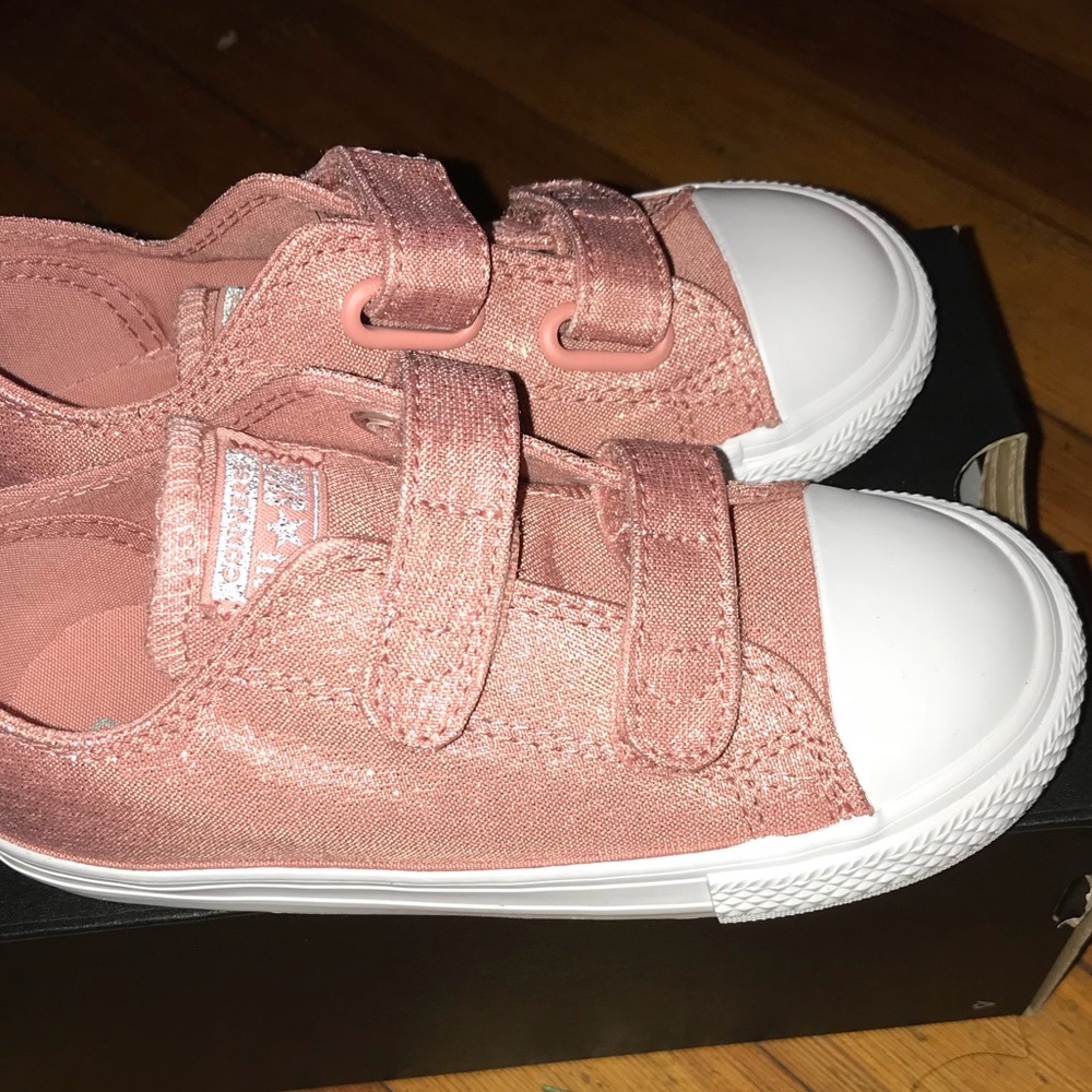 Size 10 toddler Converse brand new